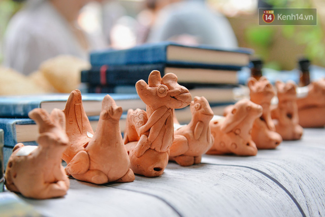 Sau Hà Nội, phiên chợ Người yêu cũ xuất hiện ở Sài Gòn: Mua một món đồ, được nghe cả câu chuyện tình xưa Sau Hà Nội, phiên chợ Người yêu cũ xuất hiện ở Sài Gòn: Mua một món đồ, được nghe cả câu chuyện tình xưa